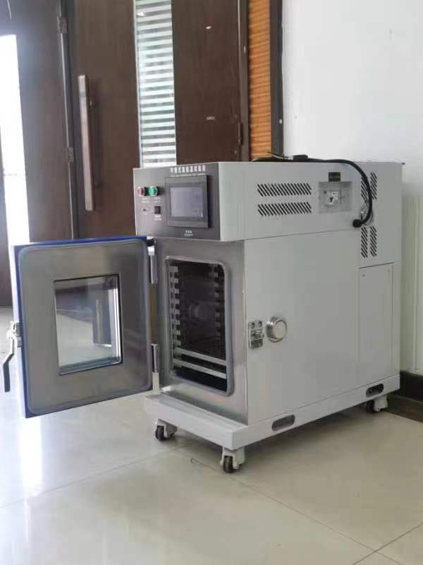 小型高低溫試驗箱